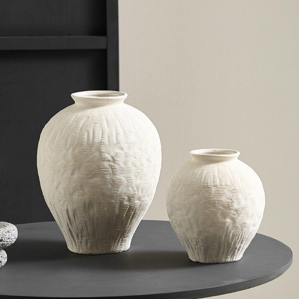 Decorative Ceramic Vase in Modern Design Neutral | Kelmera