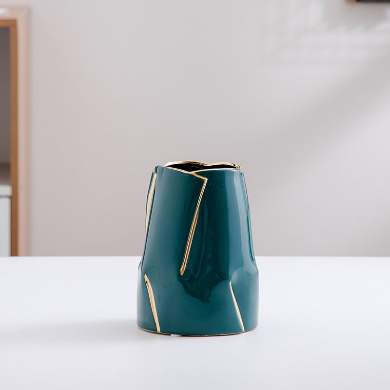 Decorative Ceramic Vase with Golden Accents | Kelmera