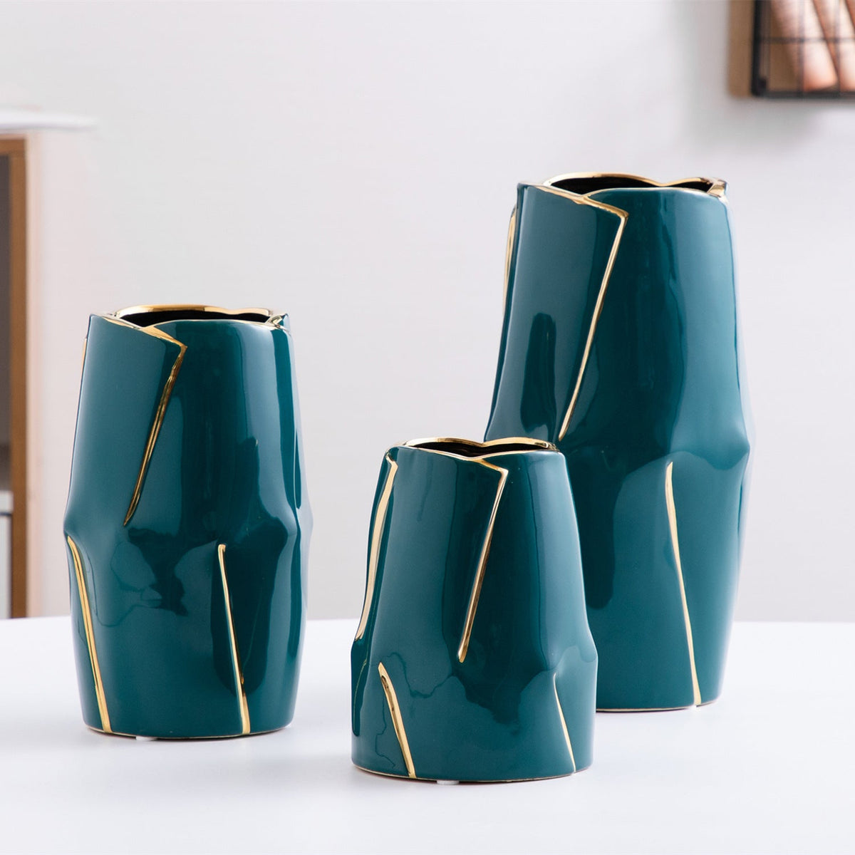Decorative Ceramic Vase with Golden Accents | Kelmera