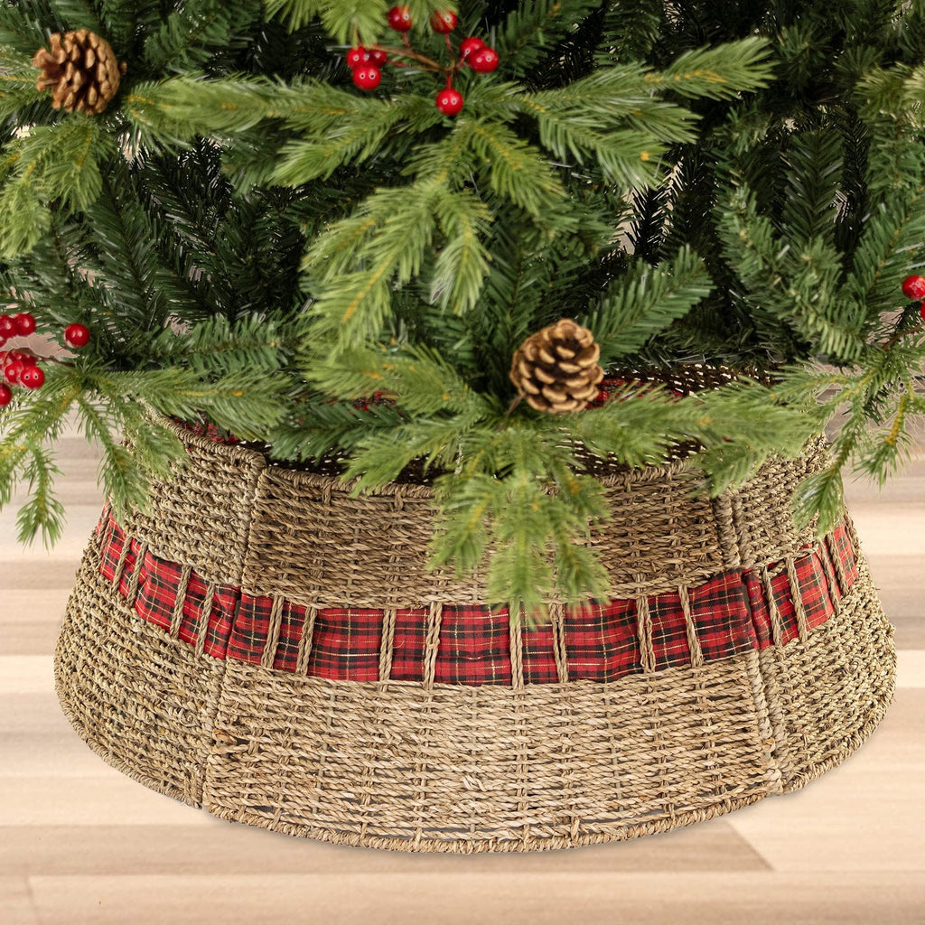 Decorative Christmas Tree Stand made of Wicker | Kelmera