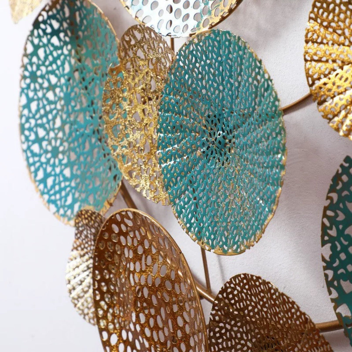 Decorative Coastal Style Wall Mirror | Kelmera