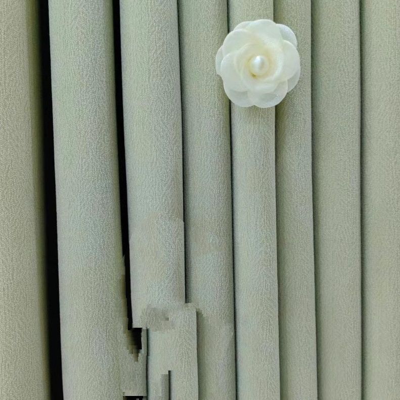 Decorative Curtain Clip with Flower Design | Kelmera