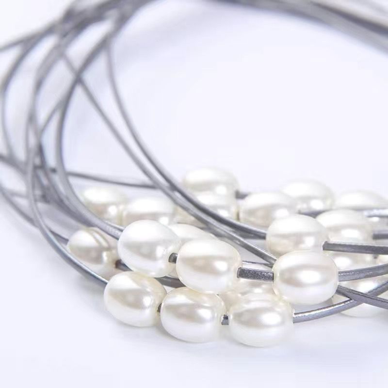 Decorative Curtain Holder with Bead Accent | Kelmera