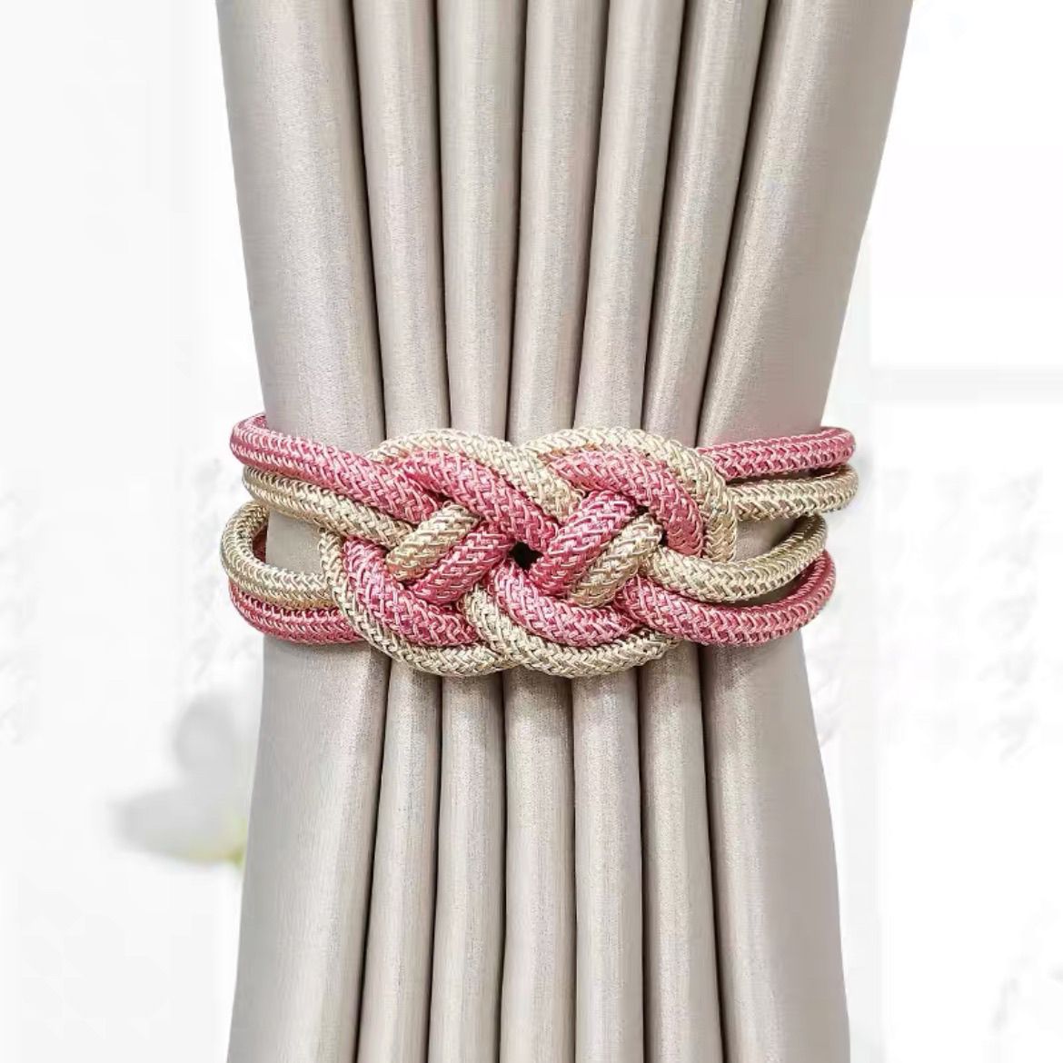 Decorative Curtain Tieback with Braided Design | Kelmera