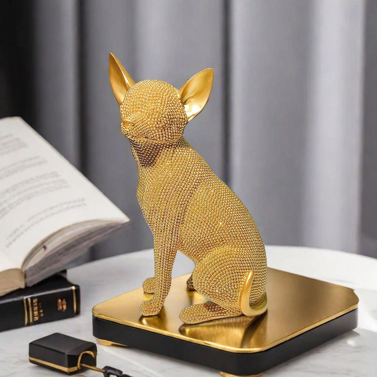 Decorative Dog Figure in Modern Design | Kelmera