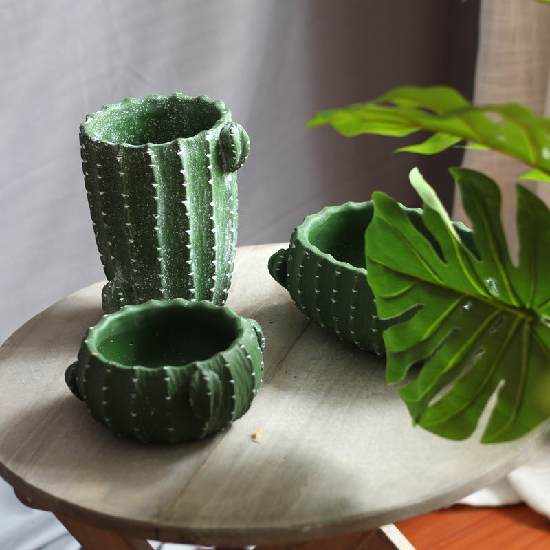 Decorative Flower Pot in Cactus Design | Kelmera