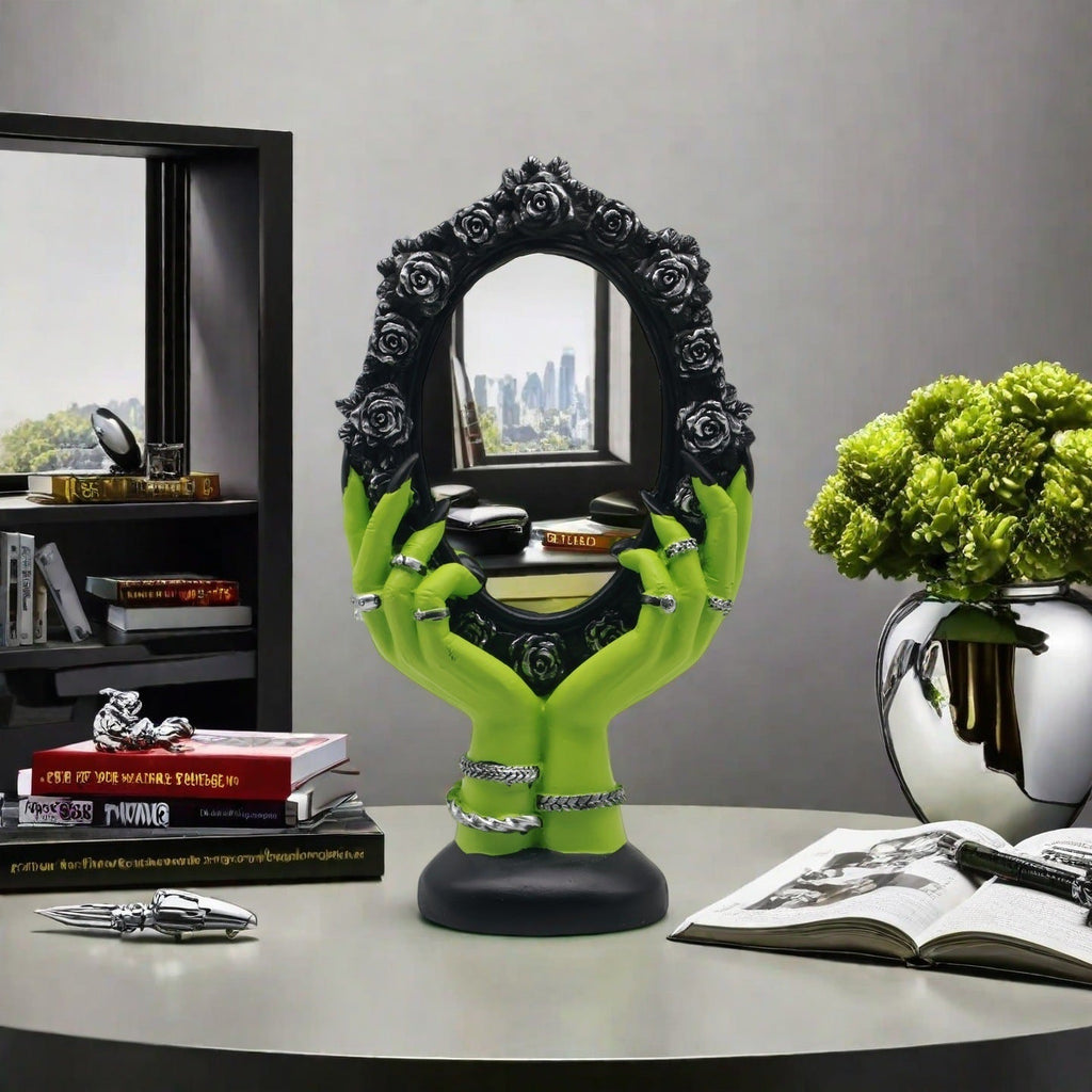 Decorative Frame Cast Resin | Kelmera
