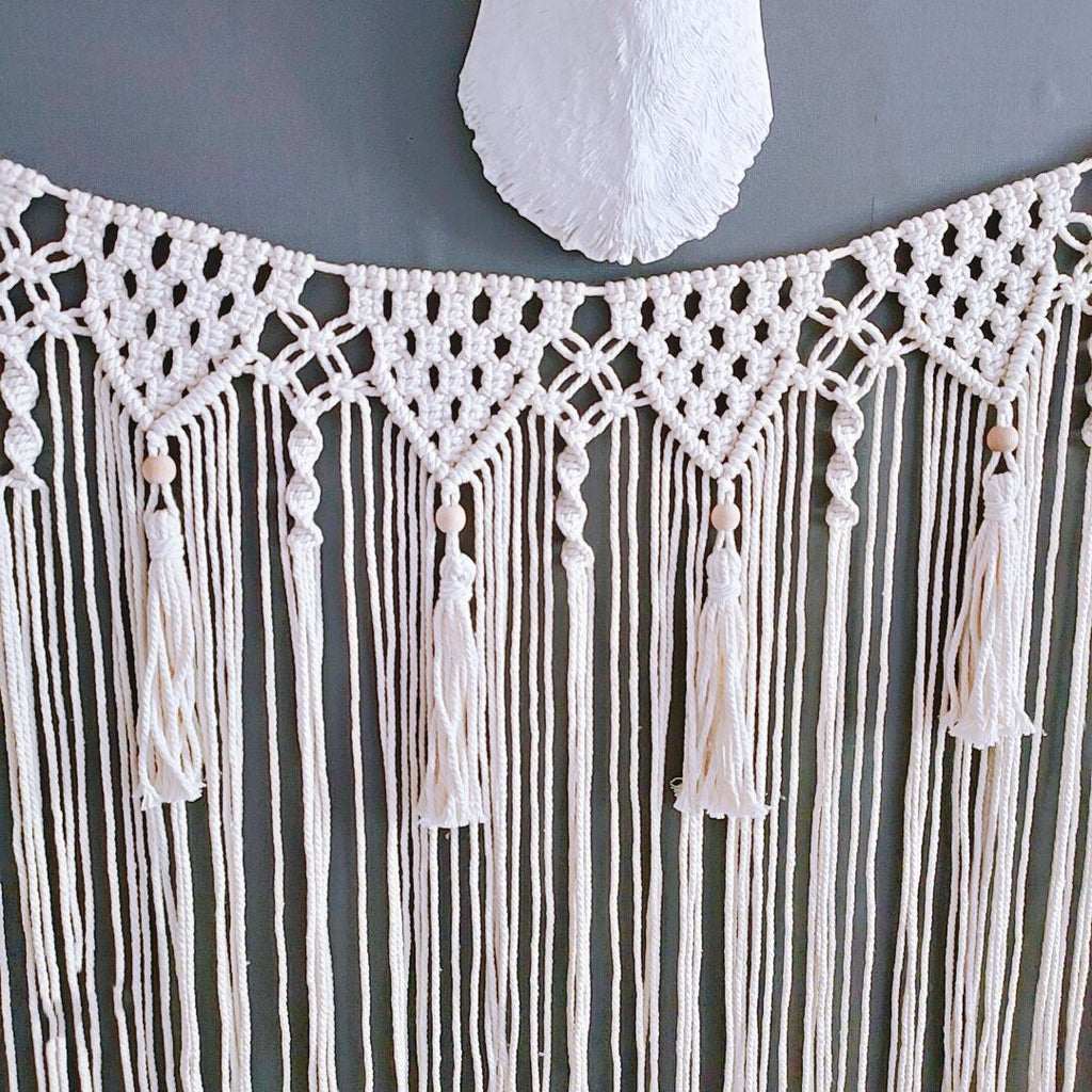 Decorative Fringe Macrame Wall Hanging | Kelmera