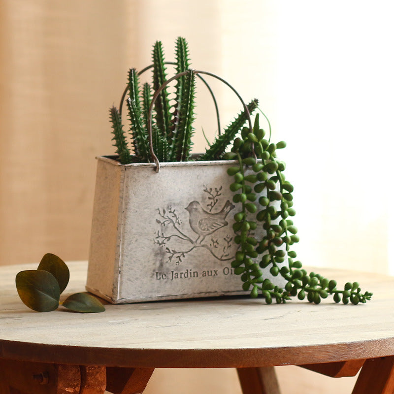 Decorative Garden Container | Kelmera