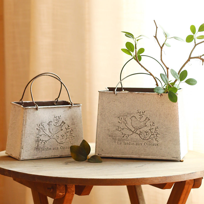Decorative Garden Container | Kelmera