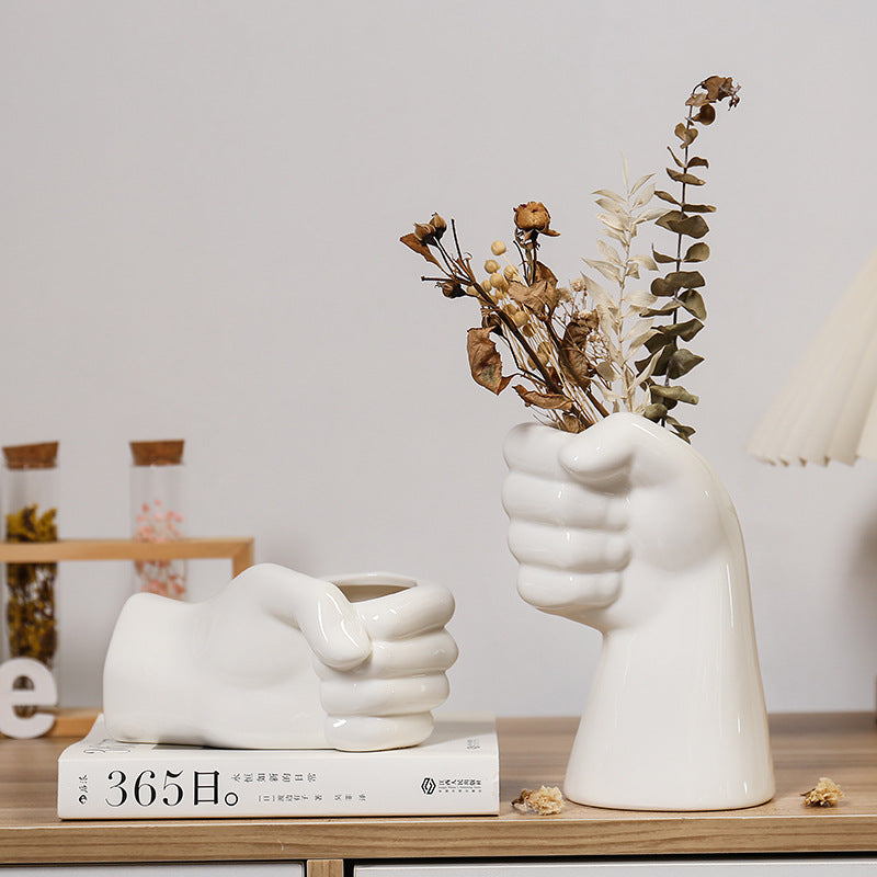 Decorative Hand Vase | Kelmera