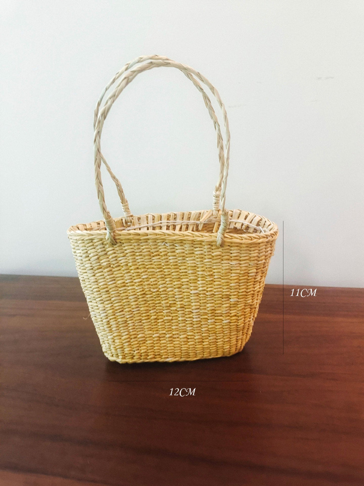 Decorative Handwoven Storage Basket 7.87 × 7.09 × 3.94 Inch | Kelmera