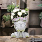 Decorative Head with Rosary | Kelmera
