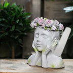 Decorative Head with Rosary | Kelmera