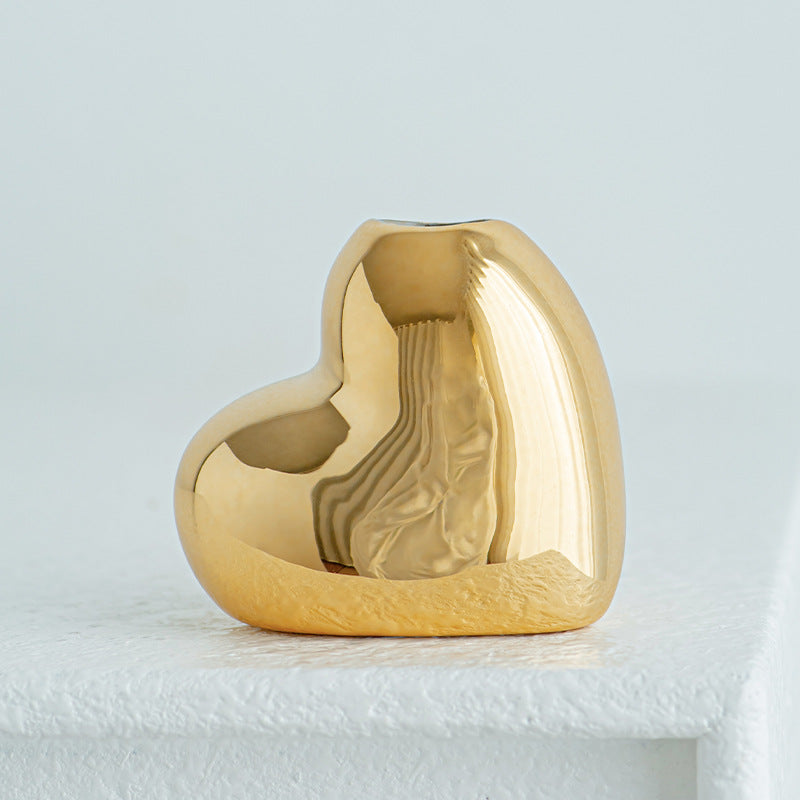 Decorative Heart Sculptures | Kelmera