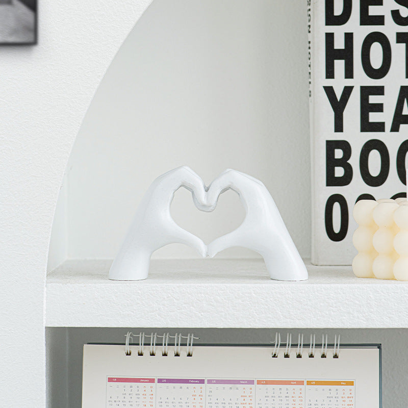 Decorative Heart Shape Sculpture | Kelmera