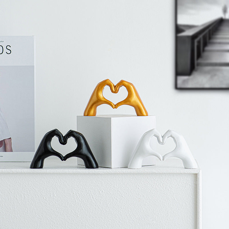 Decorative Heart Shape Sculpture | Kelmera