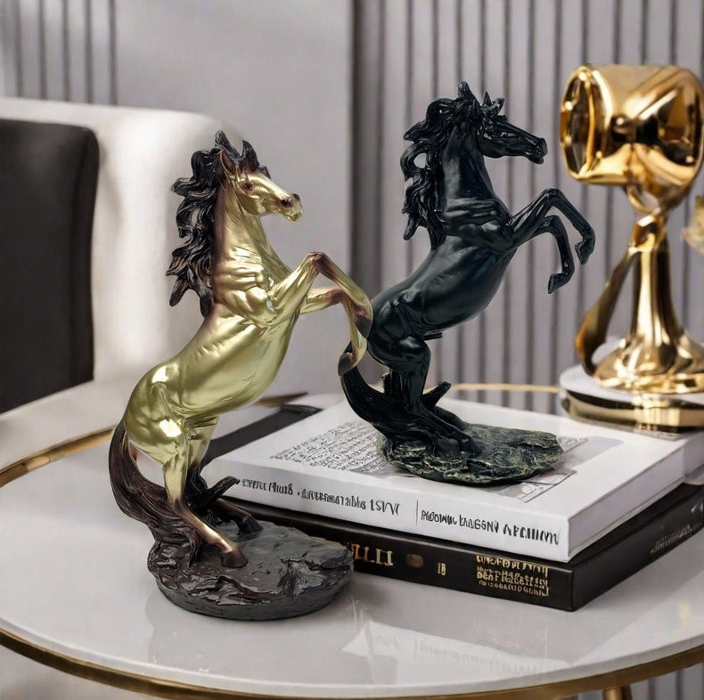 Decorative Horse Sculpture | Kelmera