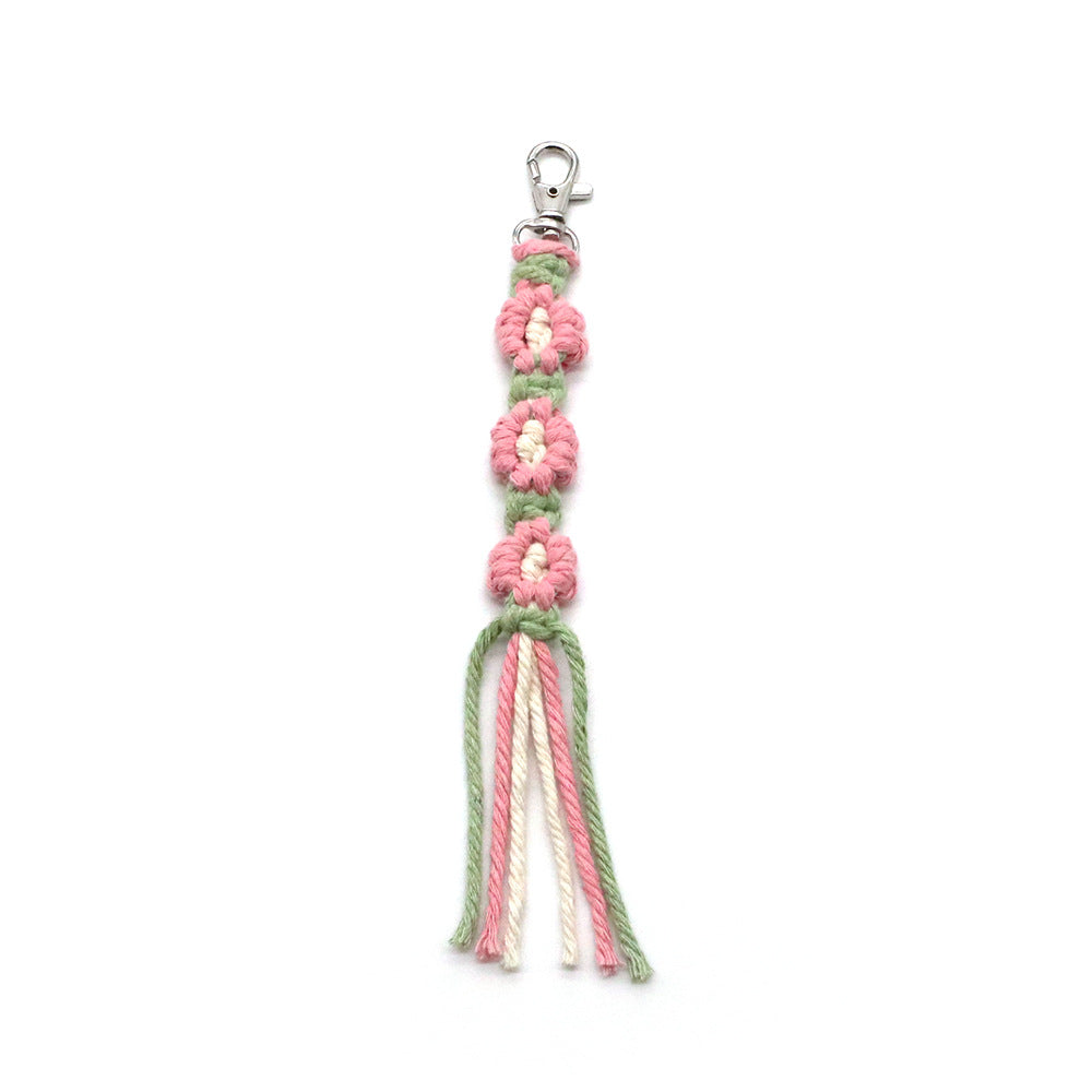 Decorative Keychain made of Macrame | Kelmera