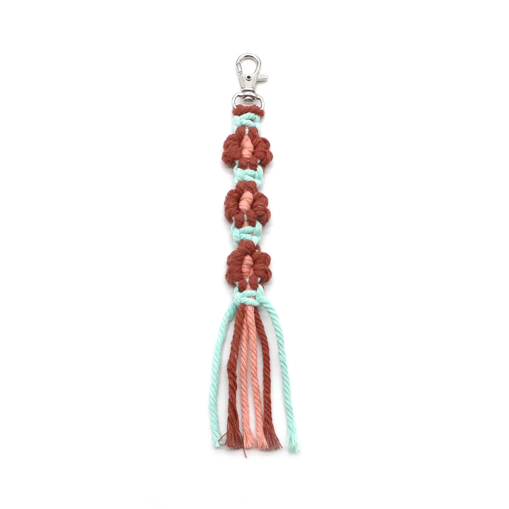 Decorative Keychain made of Macrame | Kelmera