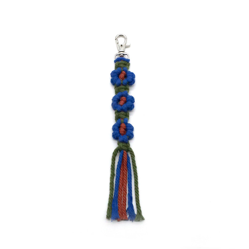 Decorative Keychain made of Macrame | Kelmera