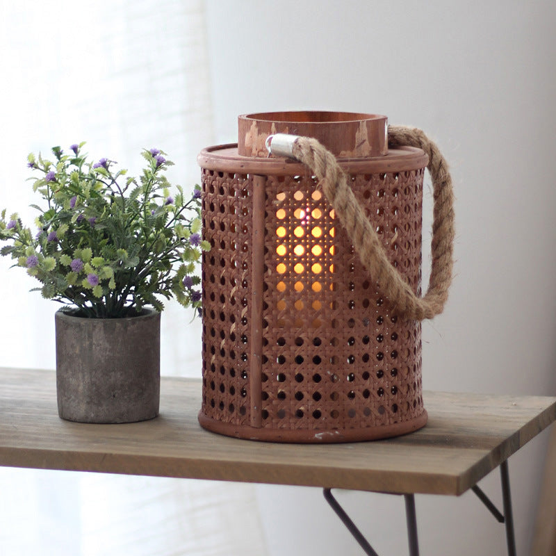Decorative Lantern Holder made of Natural Material | Kelmera