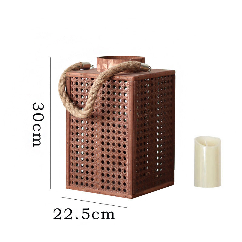 Decorative Lantern Holder made of Natural Material | Kelmera
