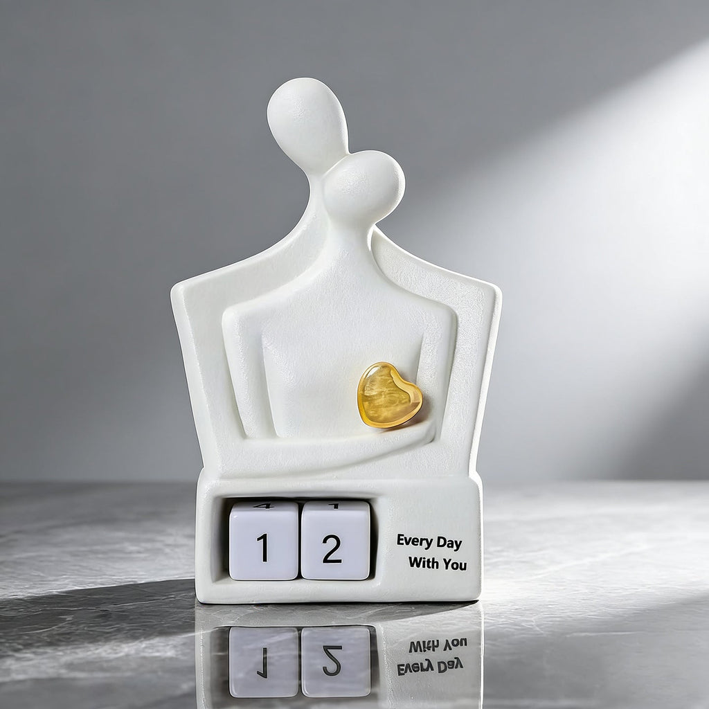 Decorative Love Figure | Kelmera
