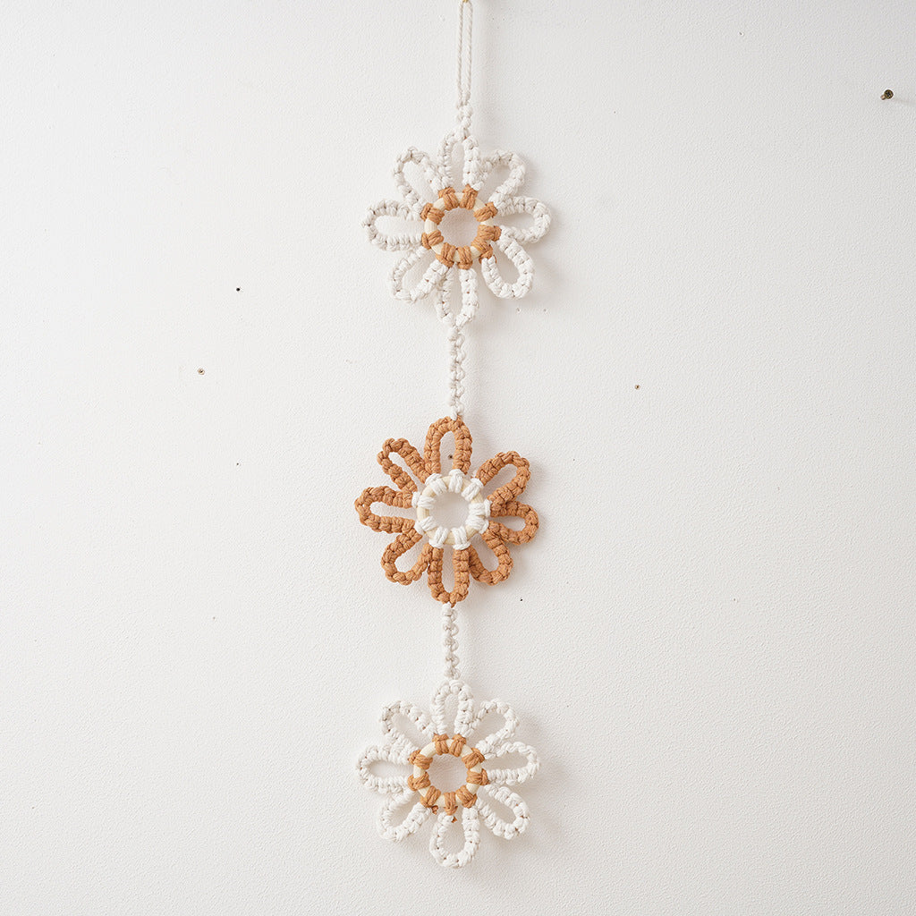 Decorative Macrame Flower Garland | Kelmera