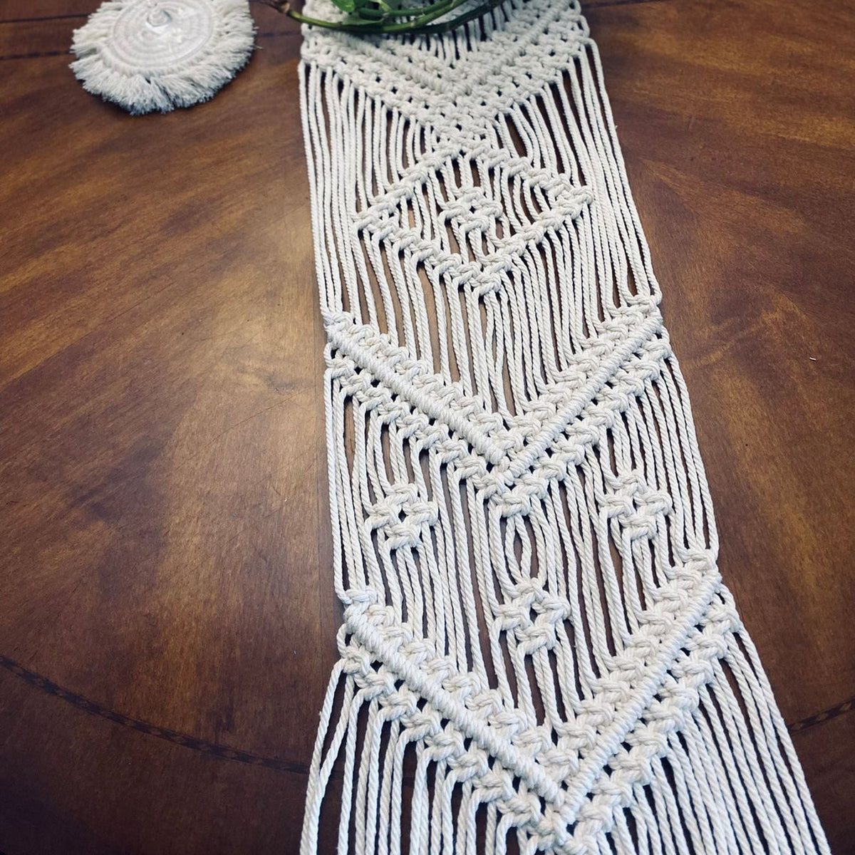 Decorative Macrame Table Runner | Kelmera