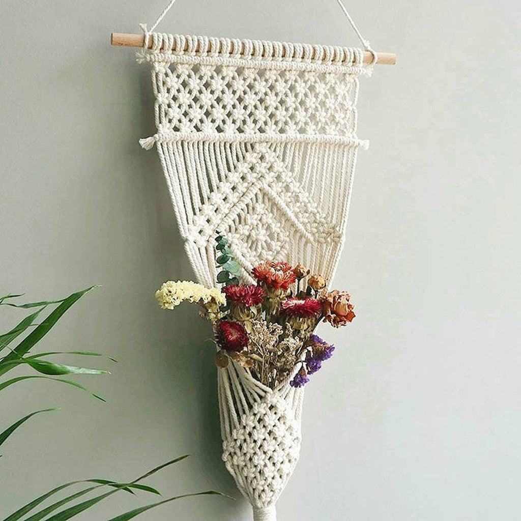 Decorative Macrame Wall Hanging with Artistic Design | Kelmera