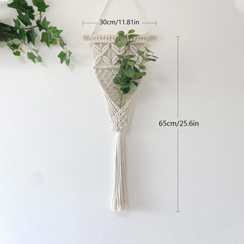 Decorative Macrame Wall Hanging with Elegant Fringed Tassels | Kelmera