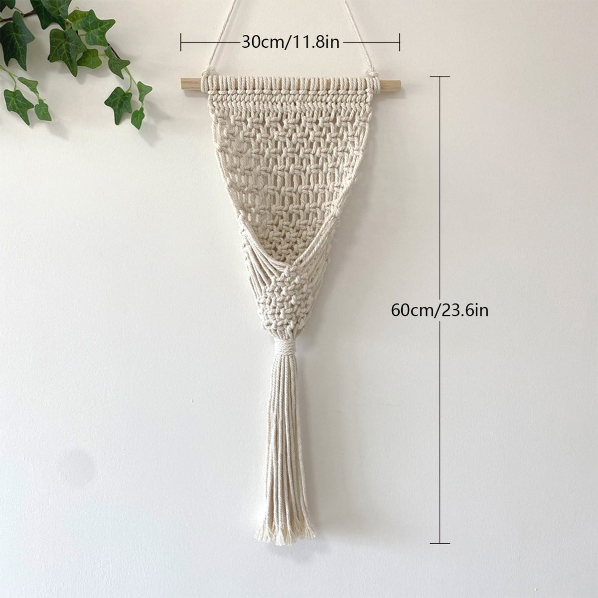 Decorative Macrame Wall Hanging with Elegant Fringed Tassels | Kelmera