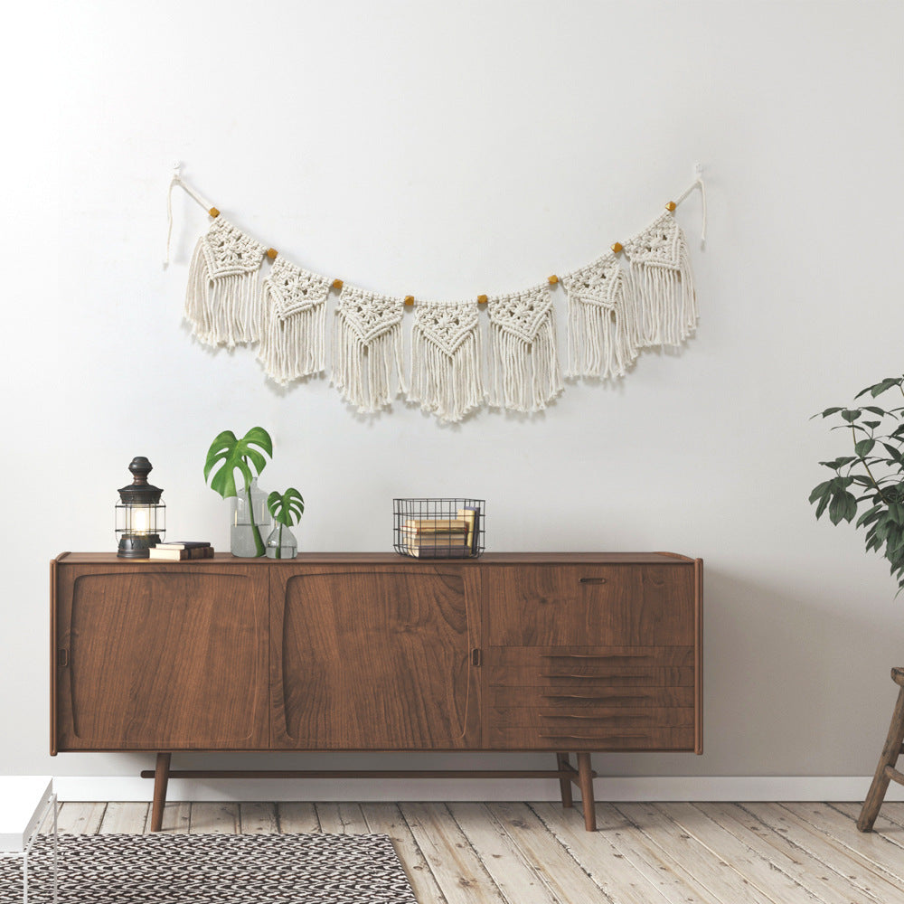 Decorative Macrame Wall Hanging with Ornate Fringes | Kelmera