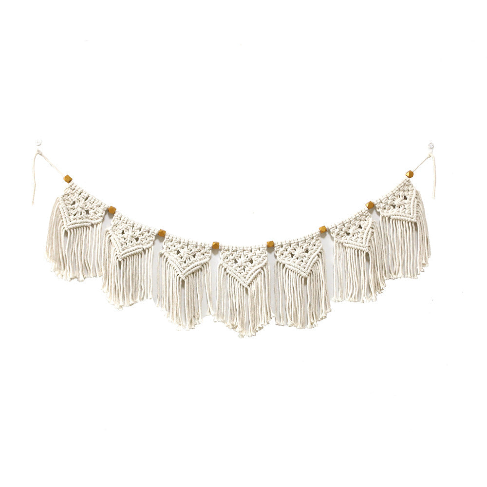 Decorative Macrame Wall Hanging with Ornate Fringes | Kelmera