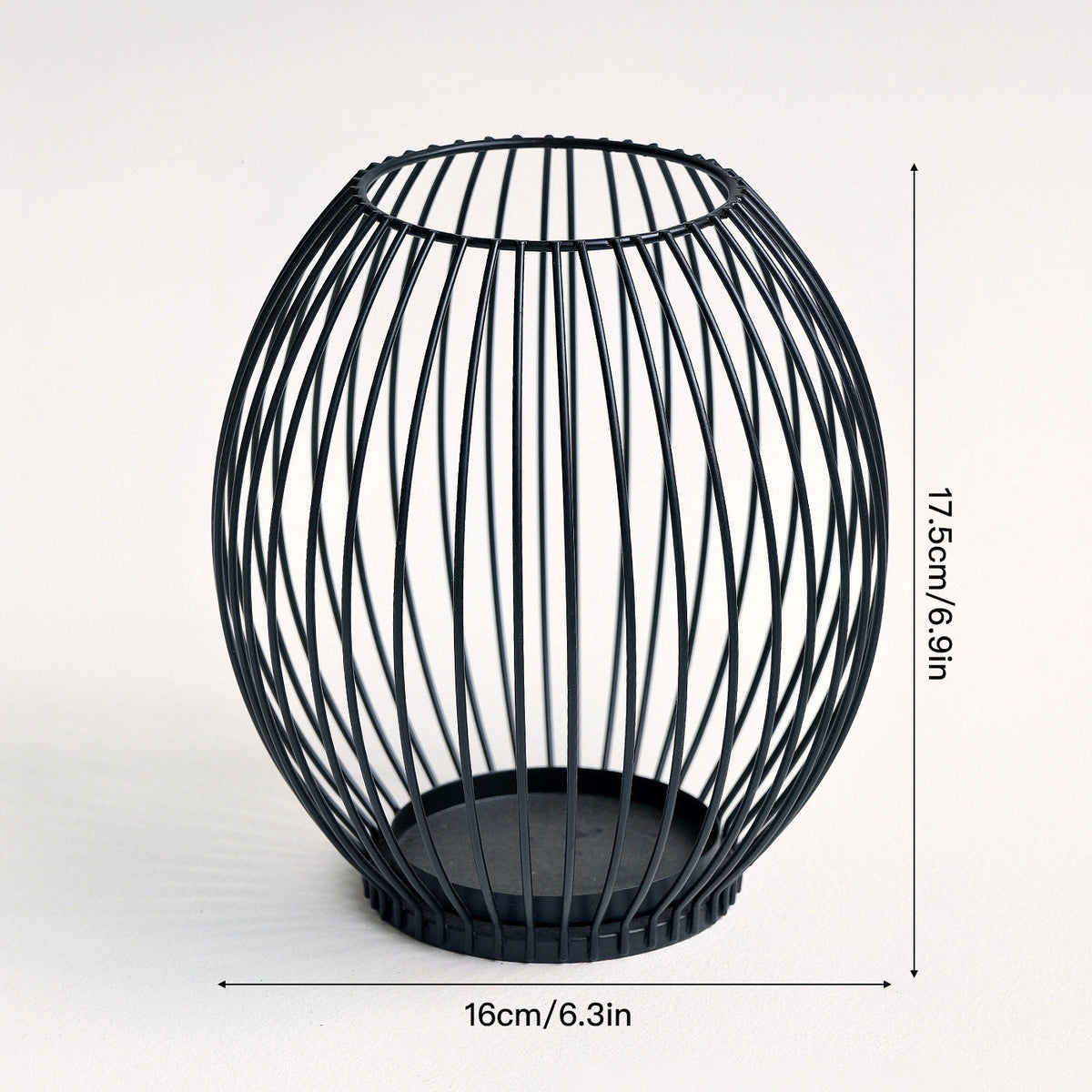 Decorative Metal Vase | Kelmera