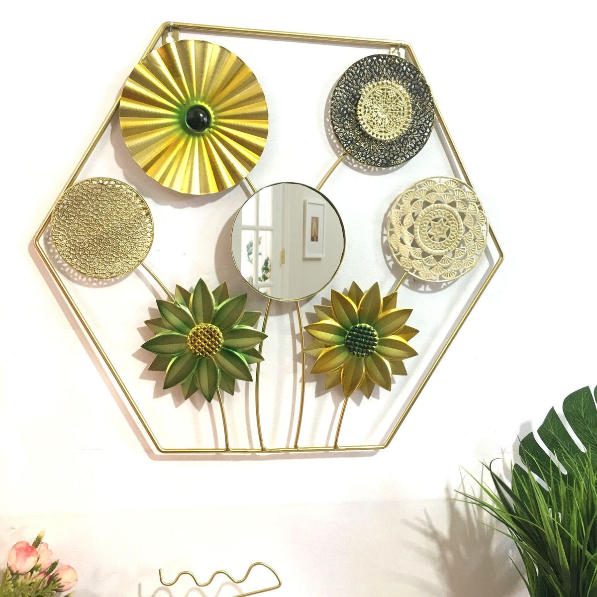 Decorative Metal Wall Art with Tropical Leaf and Mirror Design | Kelmera