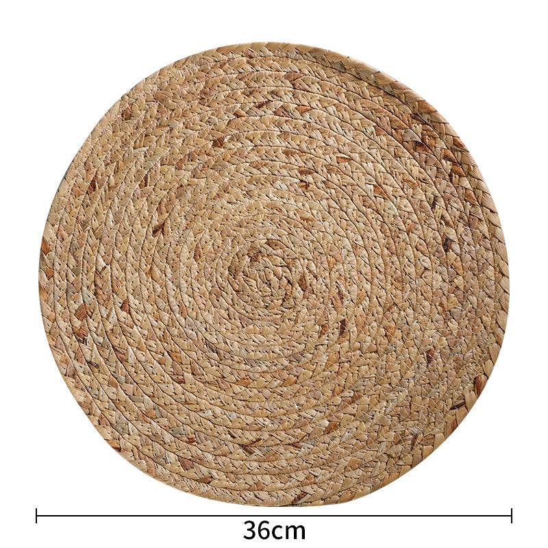 Decorative Natural Fiber Oval Design | Kelmera
