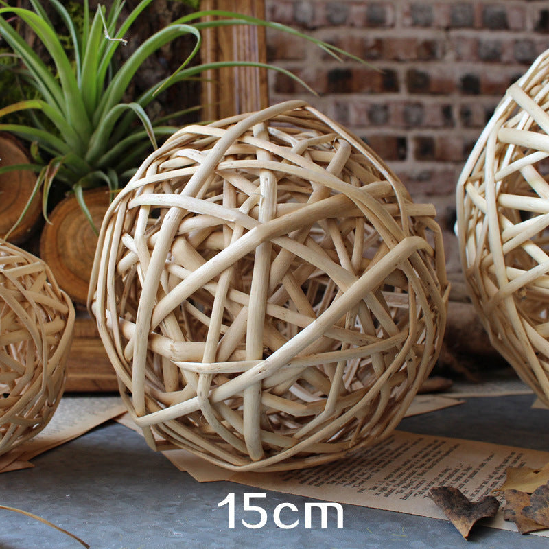 Decorative Natural Material Decor Ball | Kelmera
