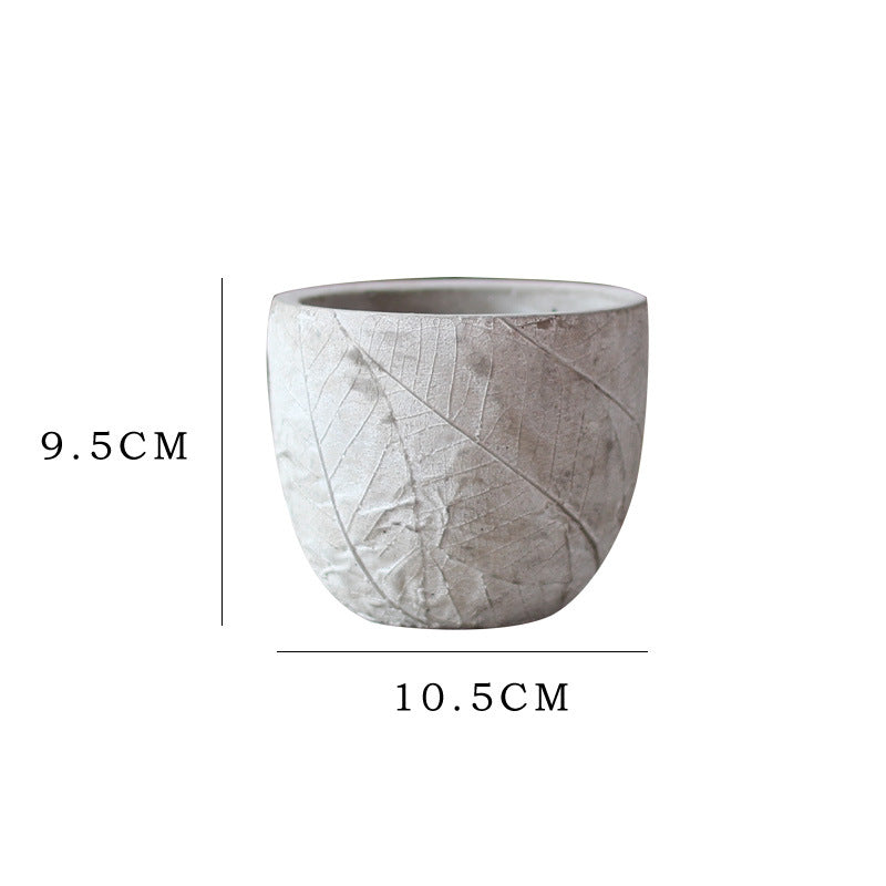 Decorative Plant Container made of Handmade Ceramic with Leaf Pattern | Kelmera