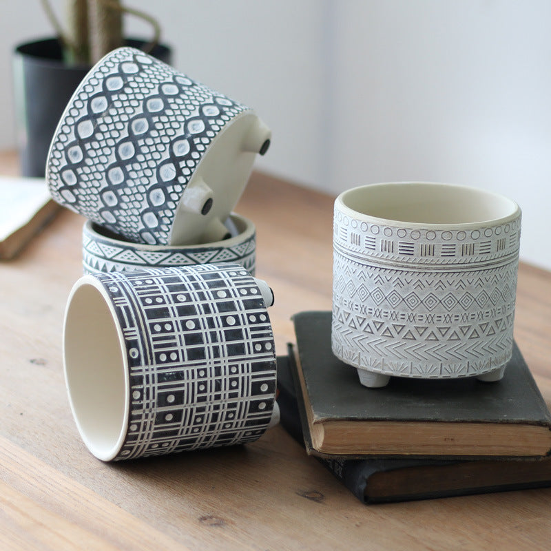 Decorative Plant Pot with Geometric Pattern | Kelmera