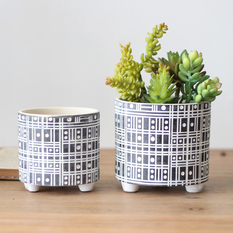 Decorative Plant Pot with Geometric Pattern | Kelmera