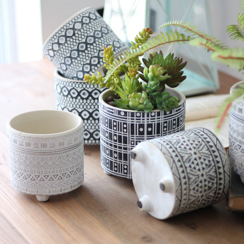 Decorative Plant Pot with Geometric Pattern | Kelmera