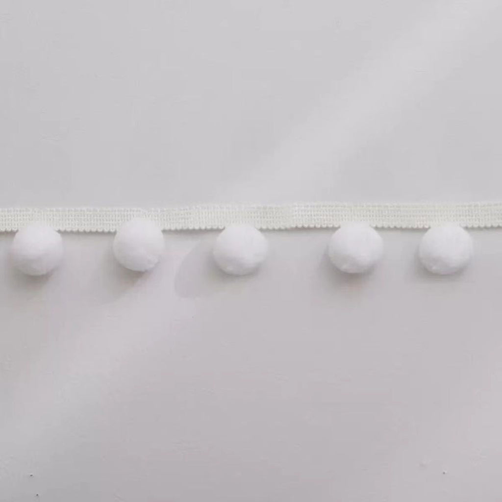 Decorative Pompon Trim Black-White | Kelmera