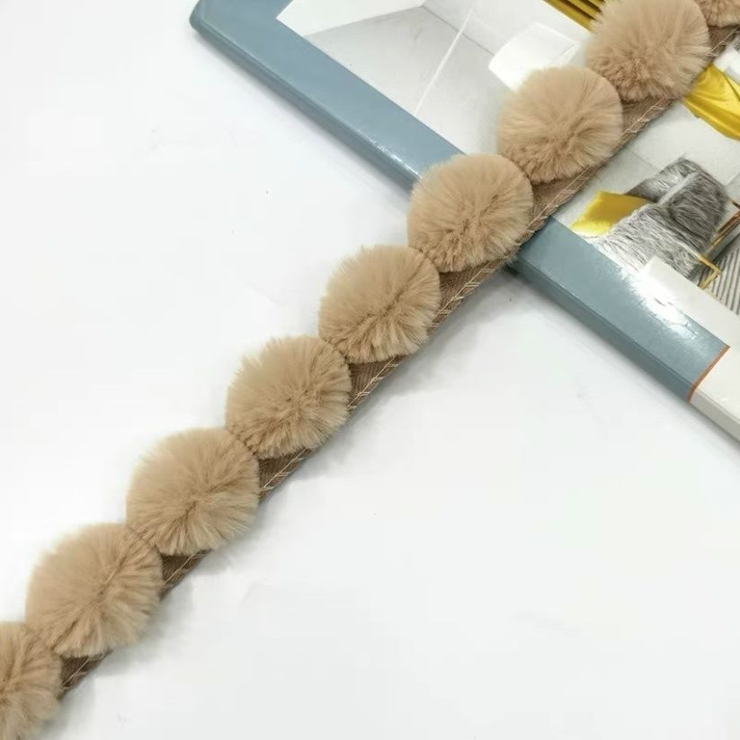 Decorative Pompon Trim | Kelmera