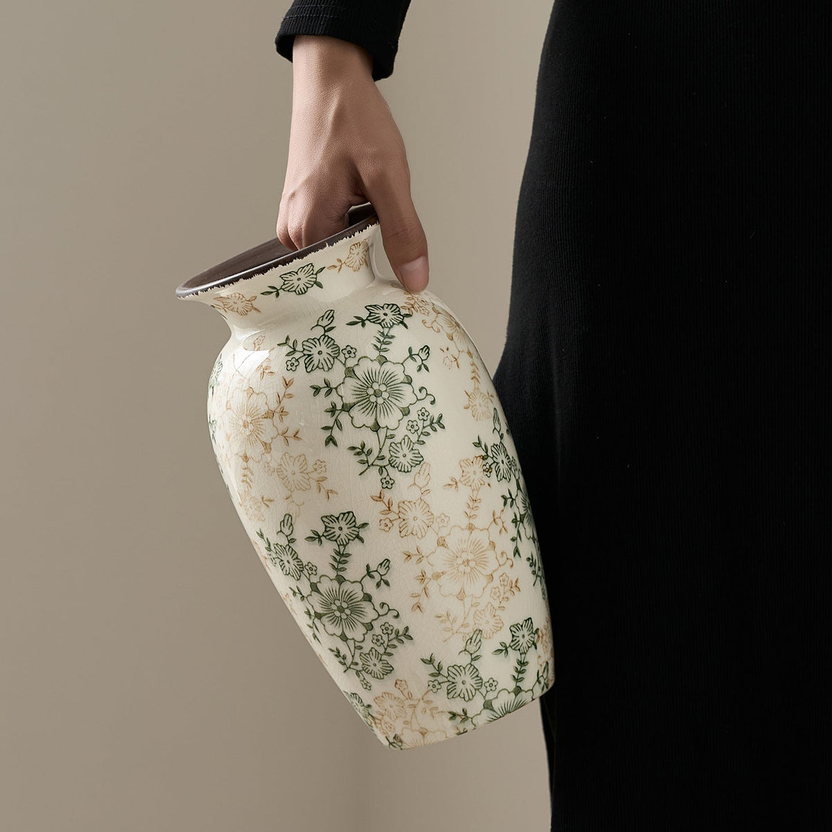 Decorative Porcelain Vase with Floral Design | Kelmera