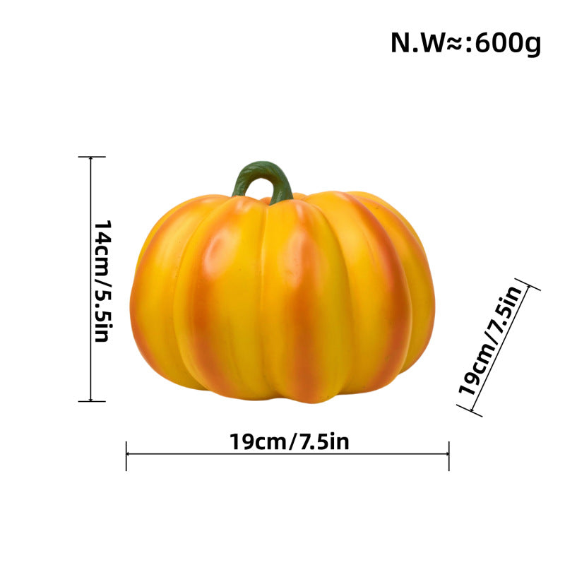 Decorative Pumpkin Figure | Kelmera