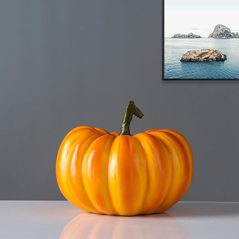 Decorative Pumpkin Figure | Kelmera