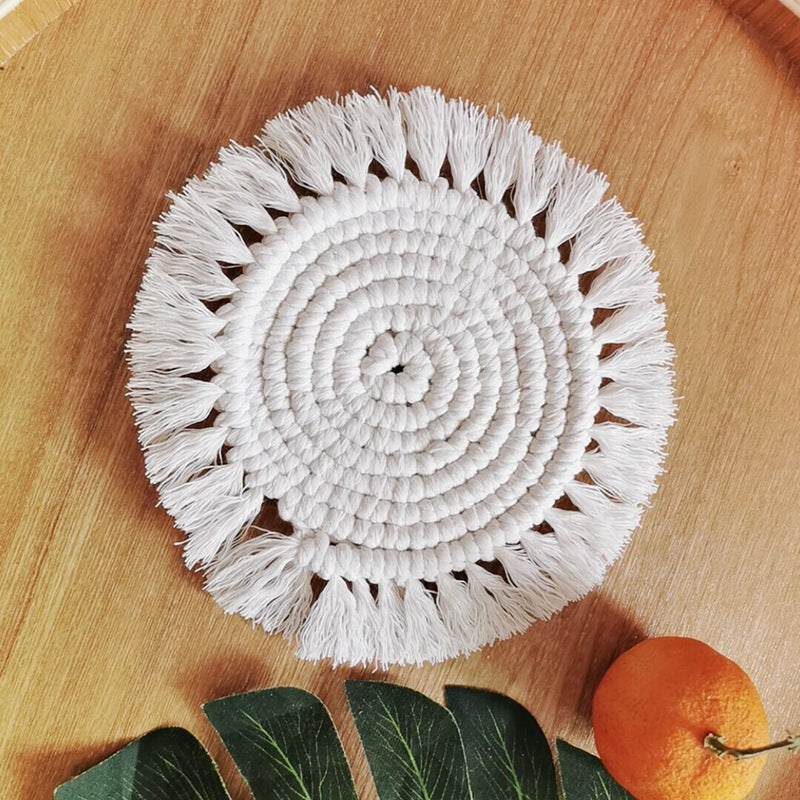 Decorative Round White | Kelmera