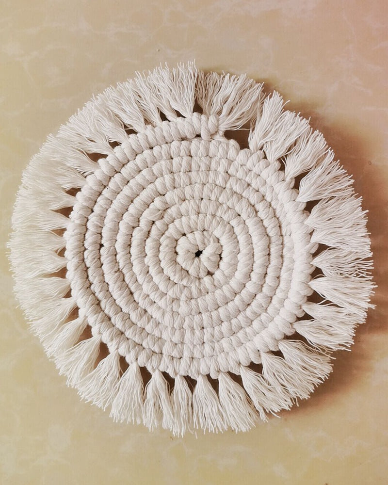 Decorative Round White | Kelmera